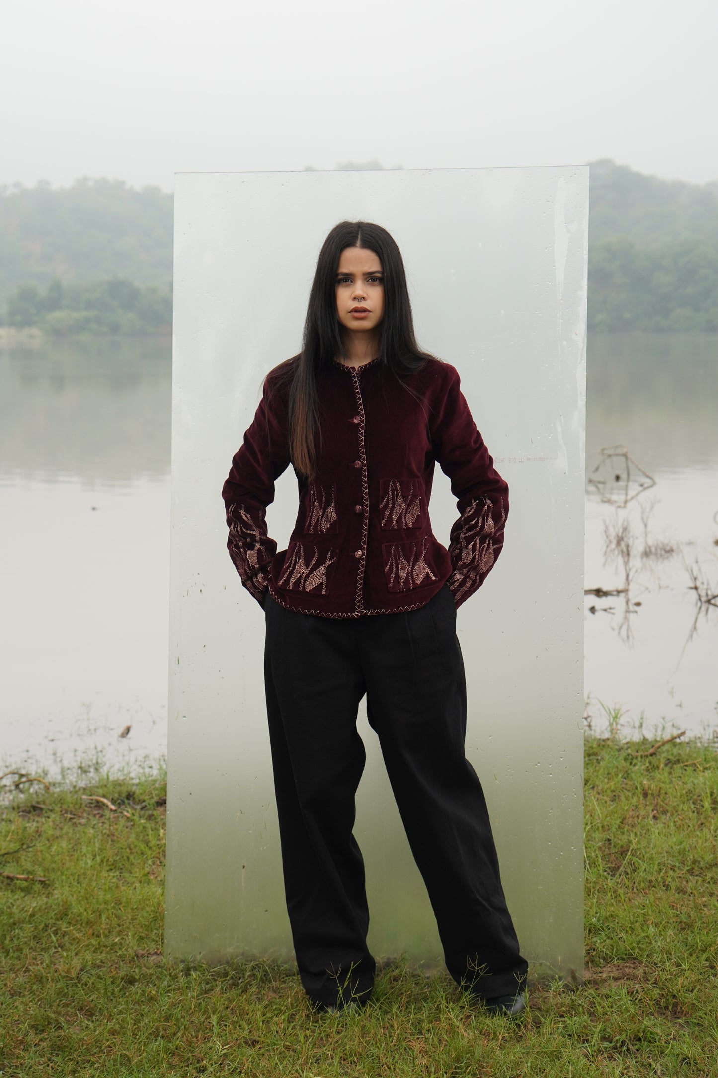 “Kiara women’s embroidered suede jacket with zari work in burgundy” 
"Women Burgundy Suede Jacket with Zari Work Detailed and Hand Stitched"